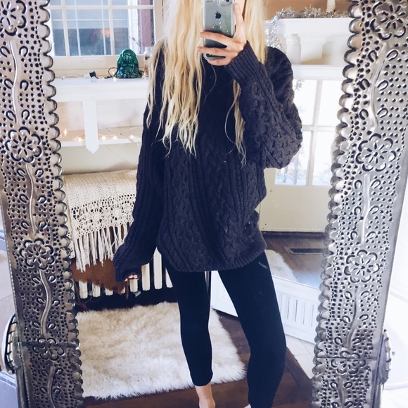 Sweaters - Northwest Chunky Cable Sweater